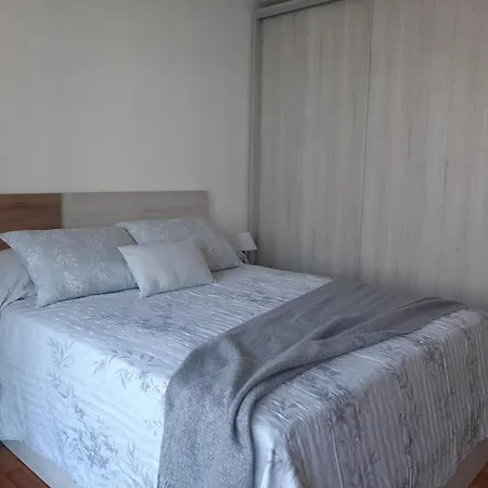 Vigo, Alquilo Piso Grande, Ideal Vacaciones شقة *