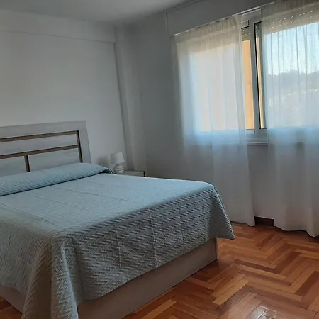 Vigo, Alquilo Piso Grande, Ideal Vacaciones فيجو