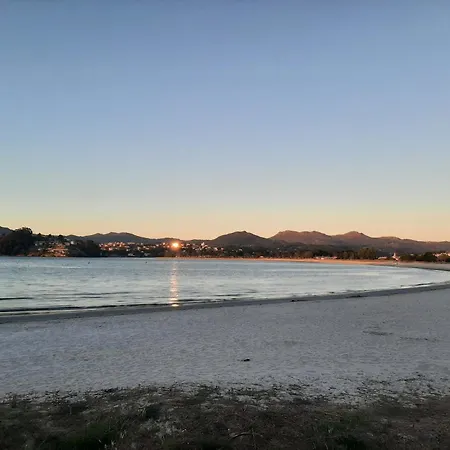 Vigo, Alquilo Piso Grande, Ideal Vacaciones * فيجو