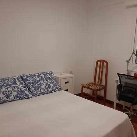 Vigo, Alquilo Piso Grande, Ideal Vacaciones * فيجو